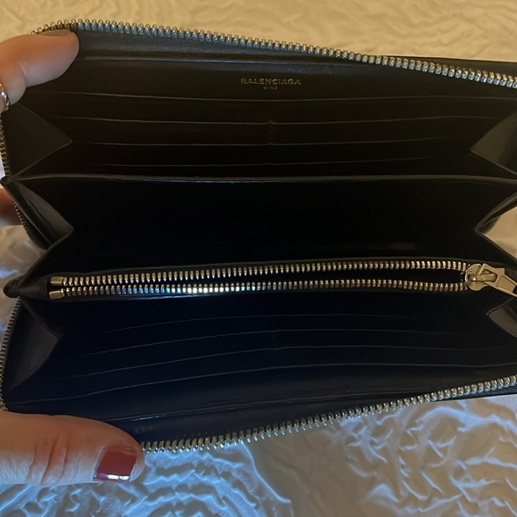 Balenciaga black and silver zip wallet - Picture 6 of 12